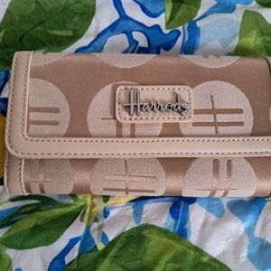 Harrods Beige and Cream Continental Wallet with Silver Logo